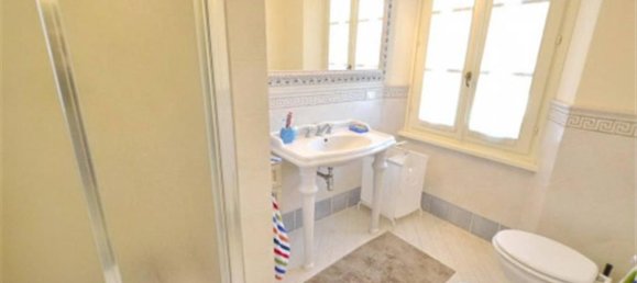 2 rooms Apartment in Forte dei Marmi, Italy No. 309987 10