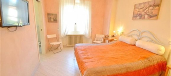 2 rooms Apartment in Forte dei Marmi, Italy No. 309987 6