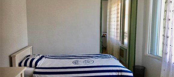 Casa de 4 dormitorios en Chateau-Thierry, France No. 235337 10