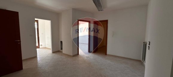 6 rooms Apartment in Montesilvano, Italy No. 129304 18