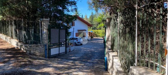 6-Zimmer Villa in Potenza, Italy, Nr. 236207 2