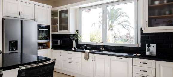 5 chambres Villa à Estepona, Spain No. 45192 9