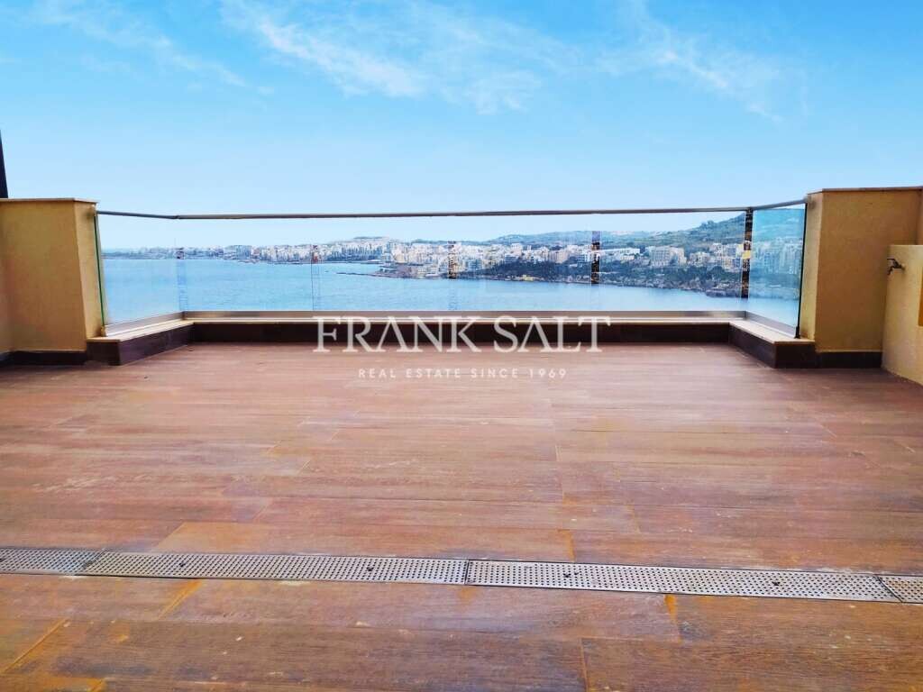 2 bedrooms Penthouse in Saint Paul's Bay, Malta No. 10826