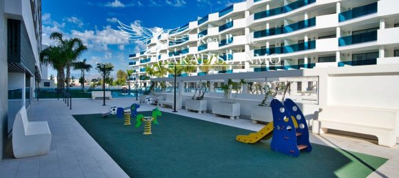 3 bedrooms Penthouse in Malaga, Spain No. 14076 5