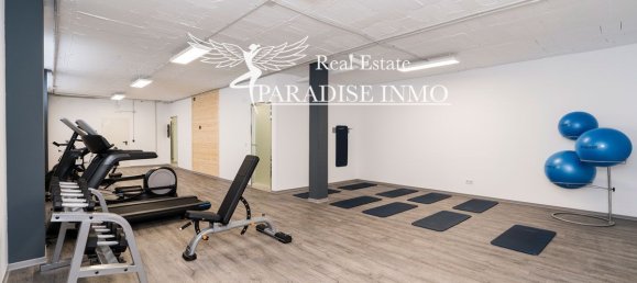 3 bedrooms Penthouse in Malaga, Spain No. 14076 8