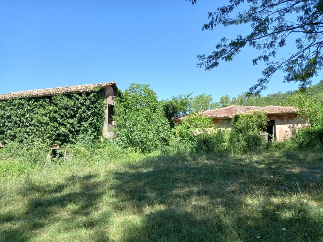 Terreno em Civita d'Antino, Italy 178507 m² N.º 164455