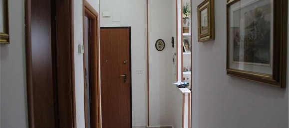 5 rooms Apartment in Brindisi, Italy No. 66568 11
