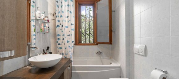 2 bedrooms Apartment in Milan, Italy No. 355059 19