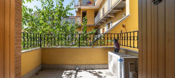 2 bedrooms Apartment in Milan, Italy No. 355059 9