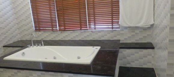 3 bedrooms Apartment in Tay Ho, Vietnam No. 4035 11