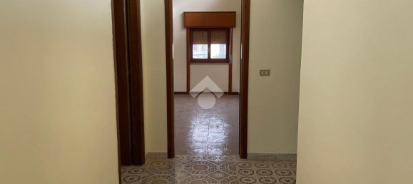 3 rooms Apartment in Atripalda, Italy No. 136910 4