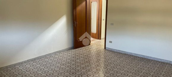 3 rooms Apartment in Atripalda, Italy No. 136910 10
