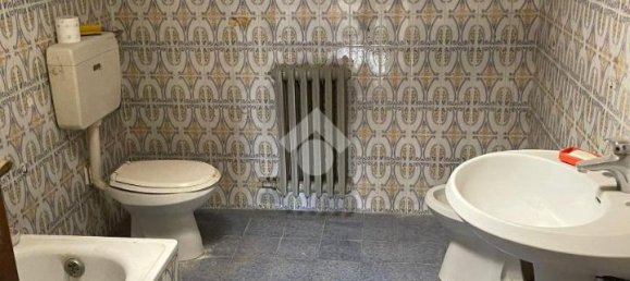 3 rooms Apartment in Atripalda, Italy No. 136910 14