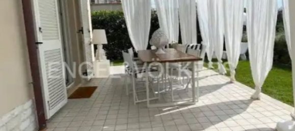 Casa de 2 habitaciónes en Sirolo, Italy No. 128028 32