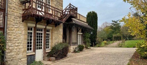 6 bedrooms House in Val-d'Oise, France No. 343348 21