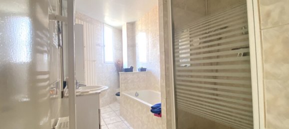 1 bedroom House in Bobigny, France No. 131514 2