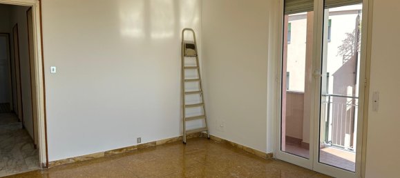 6-salle Appartement à Genoa, Italy No. 39193 16