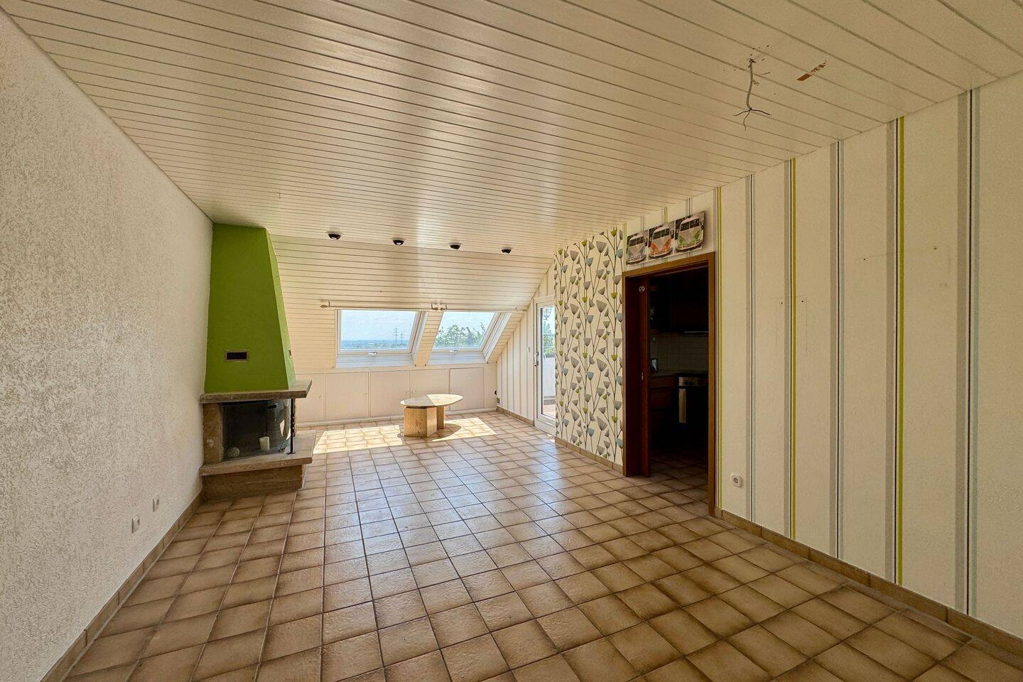 2-salle Appartement à Main-Taunus, Germany No. 155628