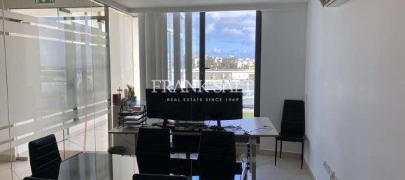Oficina en San Gwann, Malta 631 m² No. 12290 4