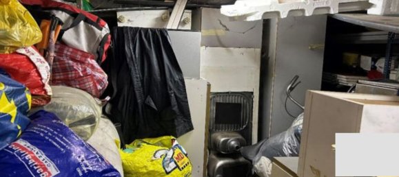 2-salle Appartement à Legnano, Italy No. 331456 10