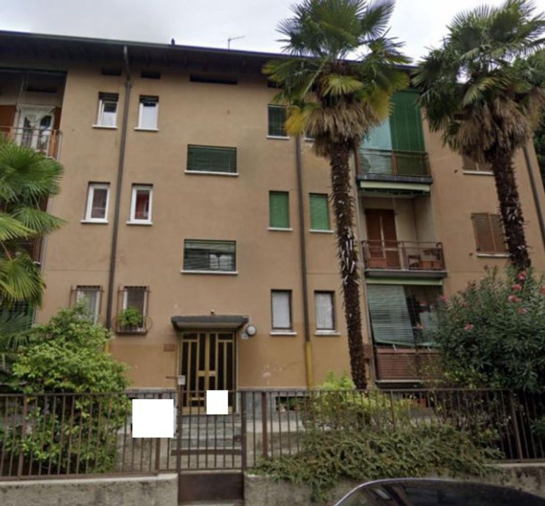 2-salle Appartement à Legnano, Italy No. 331456