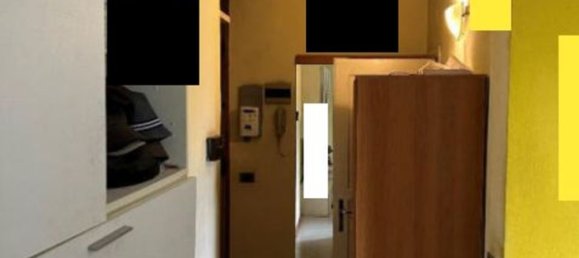 2-salle Appartement à Legnano, Italy No. 331456 2