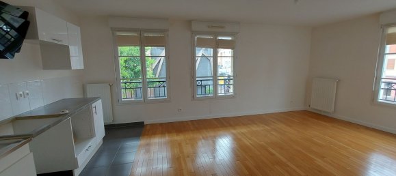 2 bedrooms Apartment in Chaville, France No. 179124 3