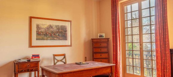 6 chambres Villa à Porto Valtravaglia, Italy No. 275310 25