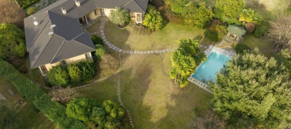 6 chambres Villa à Porto Valtravaglia, Italy No. 275310 7