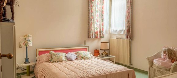 6 chambres Villa à Porto Valtravaglia, Italy No. 275310 30