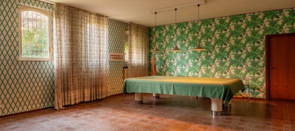 6 chambres Villa à Porto Valtravaglia, Italy No. 275310 16