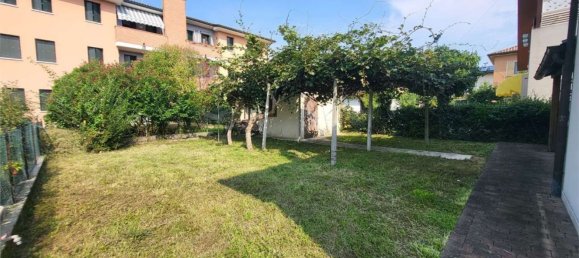8-Zimmer Haus in Caerano di San Marco, Italy, Nr. 263909 21