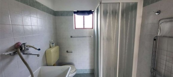8-Zimmer Haus in Caerano di San Marco, Italy, Nr. 263909 16