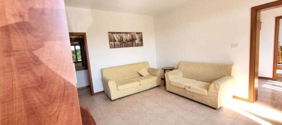 8-Zimmer Haus in Caerano di San Marco, Italy, Nr. 263909 4