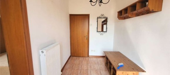 8-Zimmer Haus in Caerano di San Marco, Italy, Nr. 263909 18