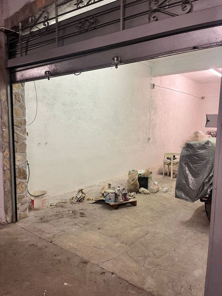 Garage in Rome, Italy 33m², Nr. 349112