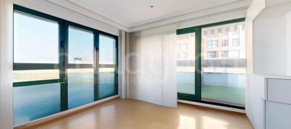 Ático de 3 dormitorios en Valencia, Spain No. 180485 6