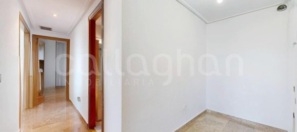 Ático de 3 dormitorios en Valencia, Spain No. 180485 10