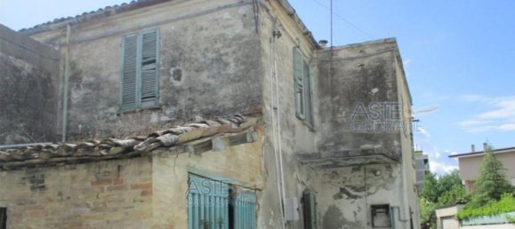 3 rooms Apartment in Pescara, Italy No. 238428 26