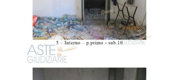 3 rooms Apartment in Pescara, Italy No. 238428 8