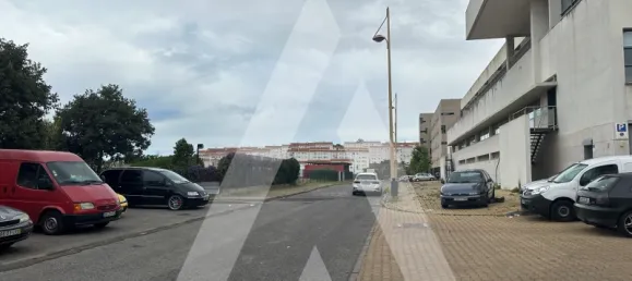 2000m² Land in Lisbon, Portugal No. 92526 11