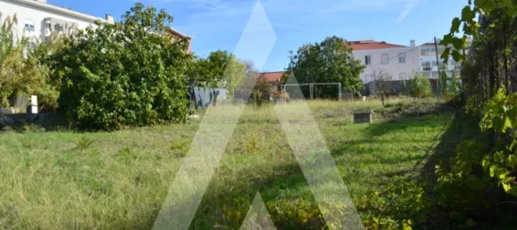 2000m² Land in Lisbon, Portugal No. 92526 2