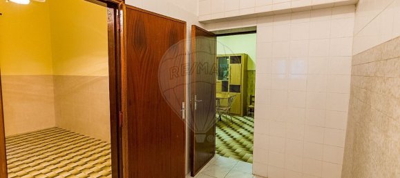 3 bedrooms House in Castelo Branco, Portugal No. 189158 23