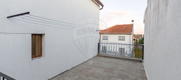 3 bedrooms House in Castelo Branco, Portugal No. 189158 26