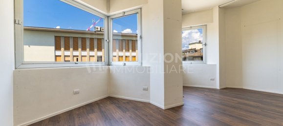 Gebäude in Bergamo, Italy 3780m², Nr. 286209 7