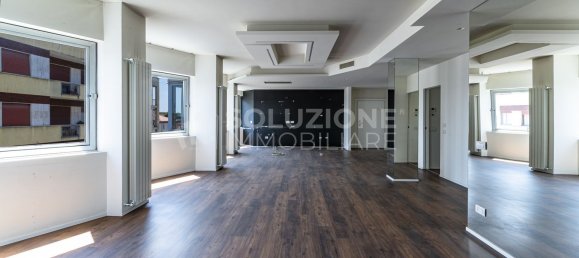 Gebäude in Bergamo, Italy 3780m², Nr. 286209 15