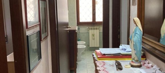 3-salle Appartement à Nettuno, Italy No. 231750 8