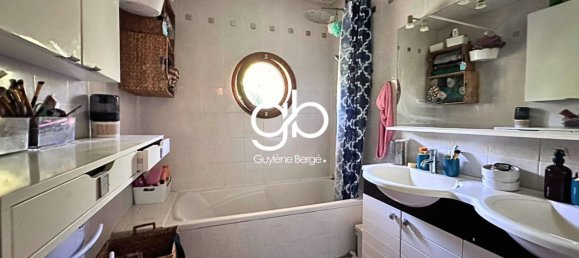 3 bedrooms House in Occitanie, France No. 297665 12