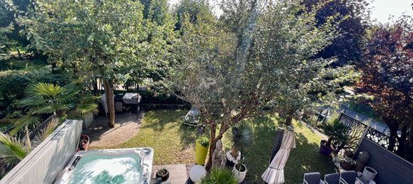 5 bedrooms House in Cergy, France No. 171327 41