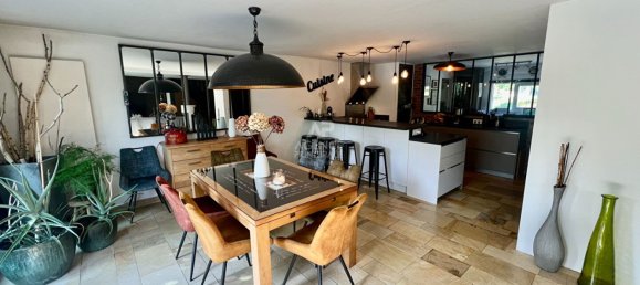 5 bedrooms House in Cergy, France No. 171327 25